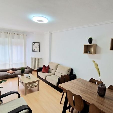 Apartamento Zona Albacete Bagian luar foto