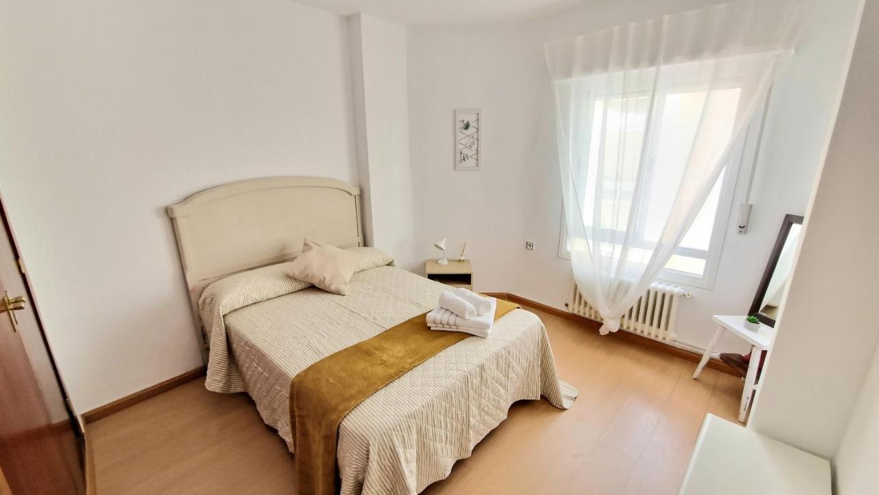 Apartamento Zona Albacete Bagian luar foto